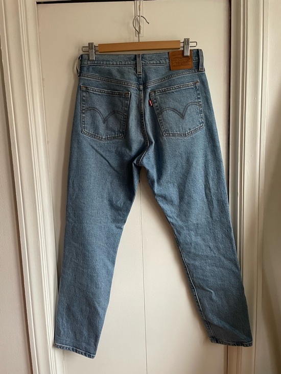 Levi’s Jeans - Picture 2 of 5